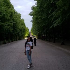 Meet your Posher, Song Song